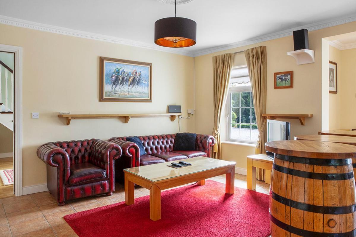 The Ridgewood Lodge Newbridge  Exteriér fotografie